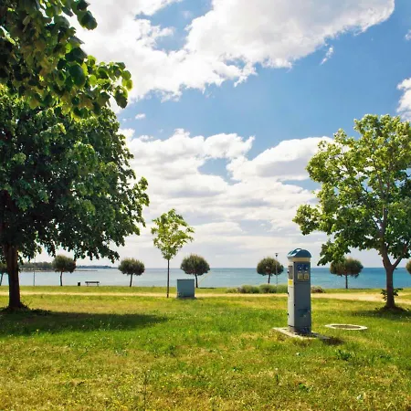 Holiday Camping Park Umag.5 度假居 *
